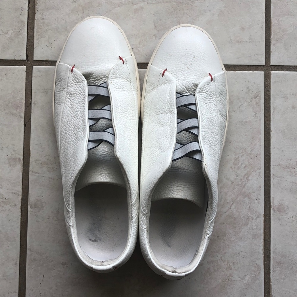 Bacco Bucci Leather slip ons
